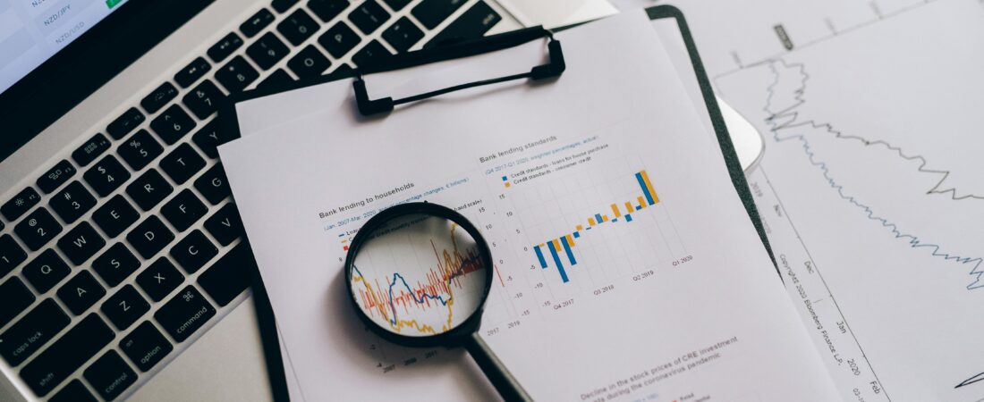 Cómo usar la IA para espiar a tu competencia (legalmente) y mejorar tus ventas